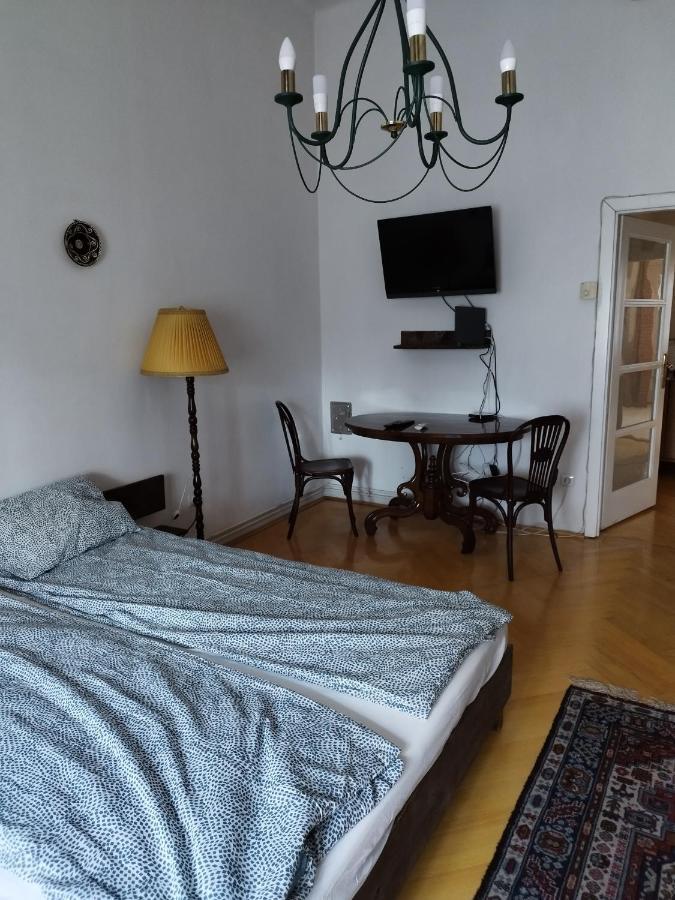 Bross1 Apartment Budapest Bagian luar foto