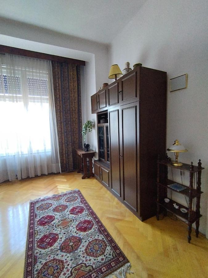 Bross1 Apartment Budapest Bagian luar foto